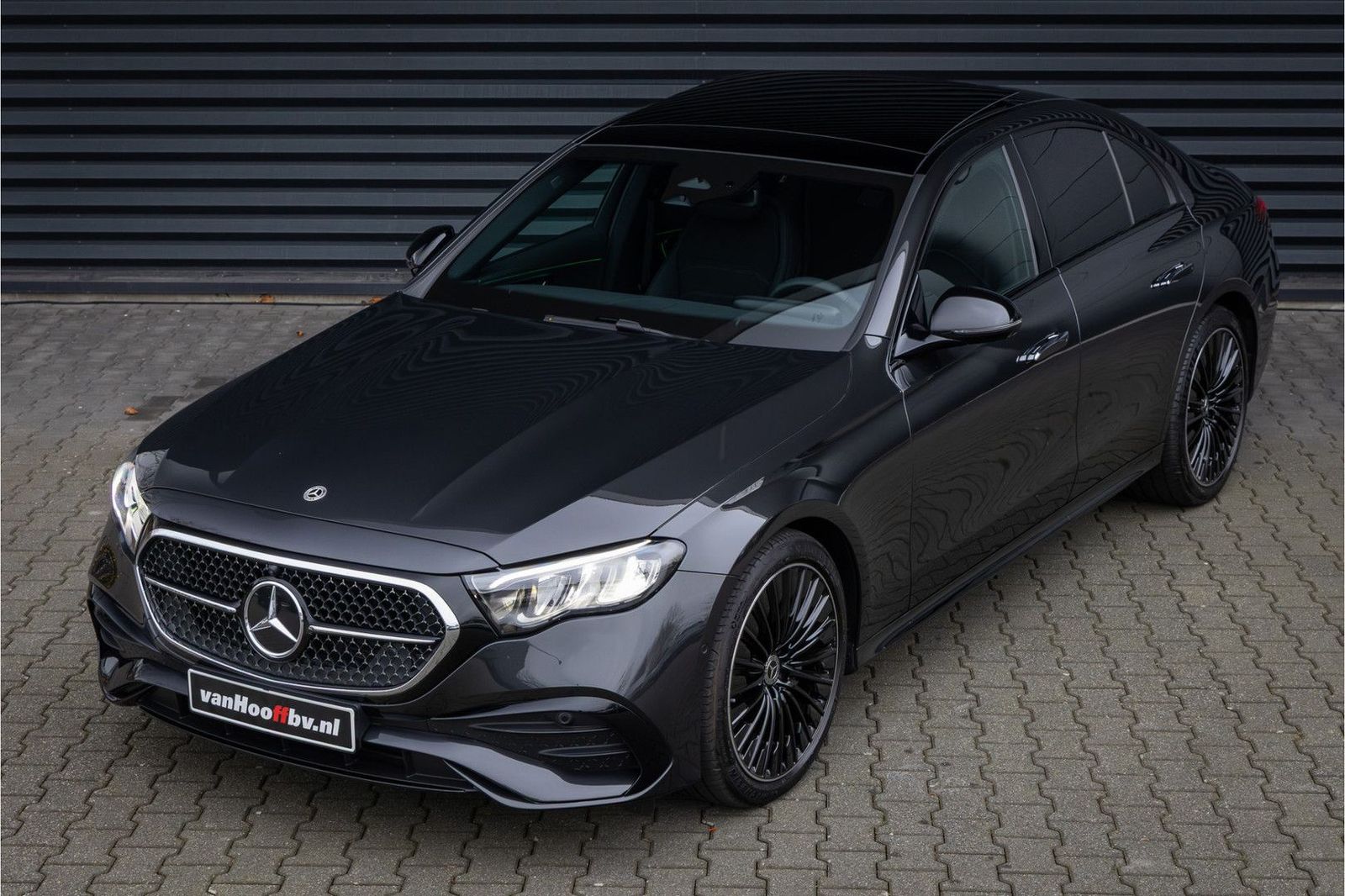 Mercedes-Benz E 220 220d 4 Matic AMG Line Nightpakket - Pano imagem 2