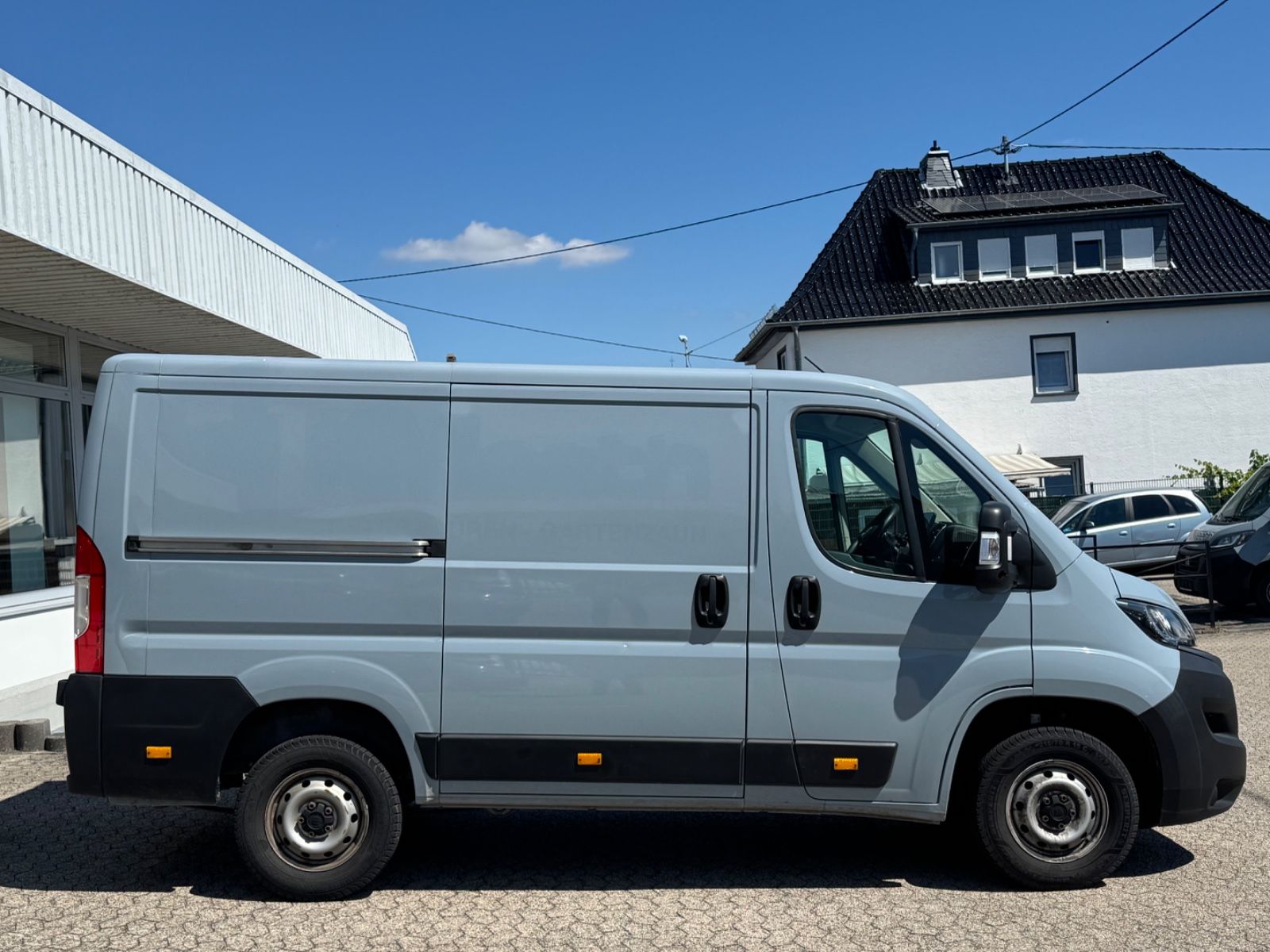 Fahrzeugabbildung Fiat Ducato L1H1 140 Multijet Flach/CarPlay/Navi/RCam