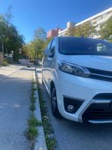 Toyota Proace (Verso) 2,0-l-D-4D 130kW L2 Executive... - Toyota Proace (Verso) Gebrauchtwagen in München