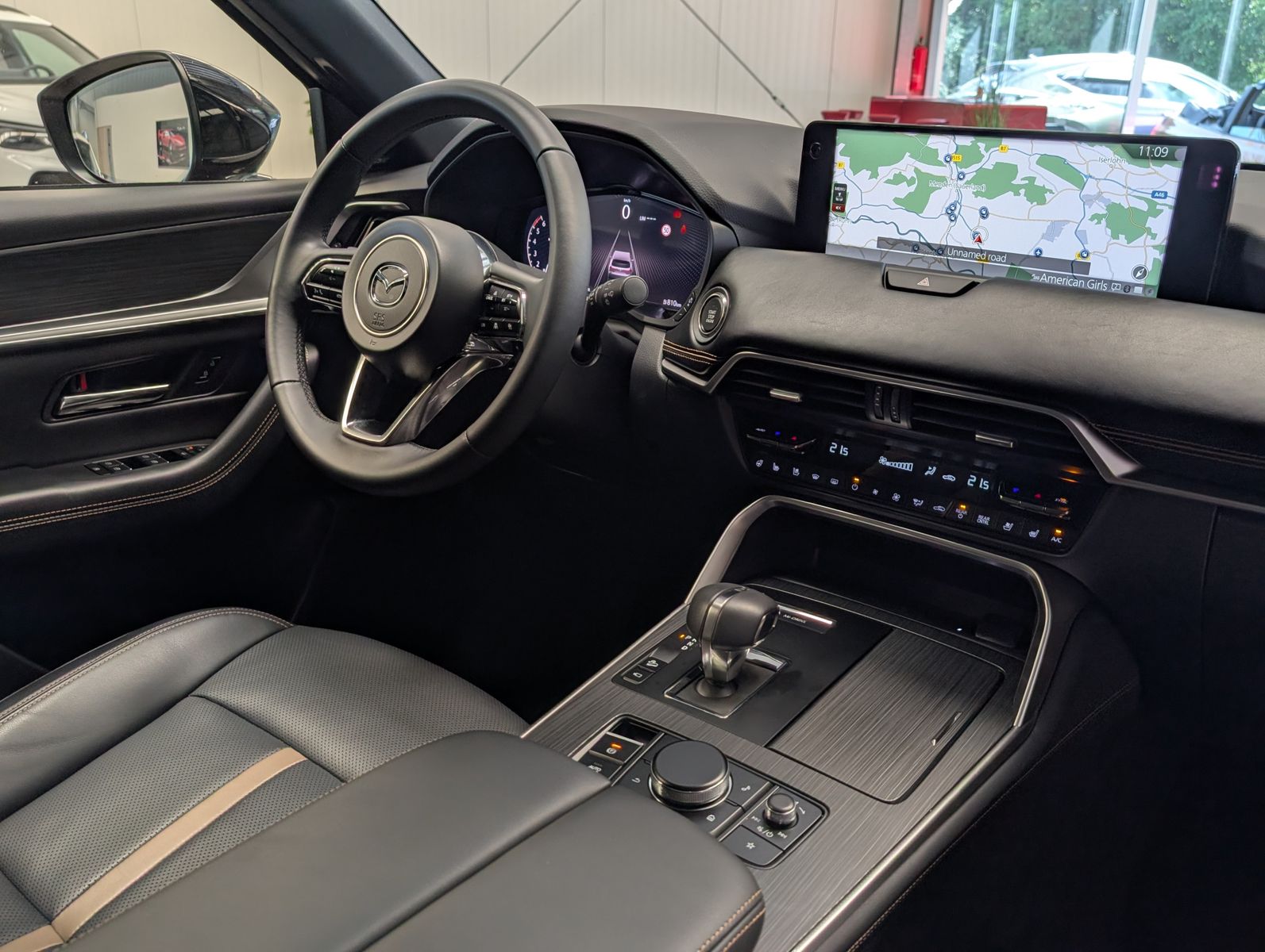 Fahrzeugabbildung Mazda CX-80 3.3L Homura PlusPANO*HUD*BOSE*NAPPA*7SIT