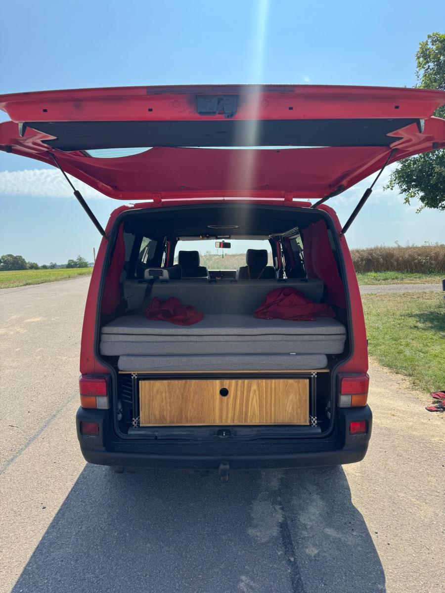 Volkswagen VW T4 2.5 TDI - Camper - restauriert - 