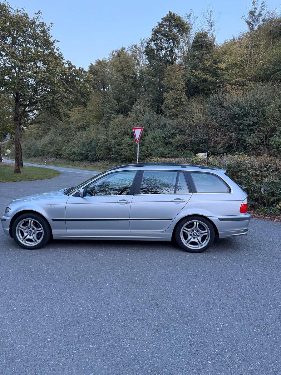 BMW 320 2004 — photo 8