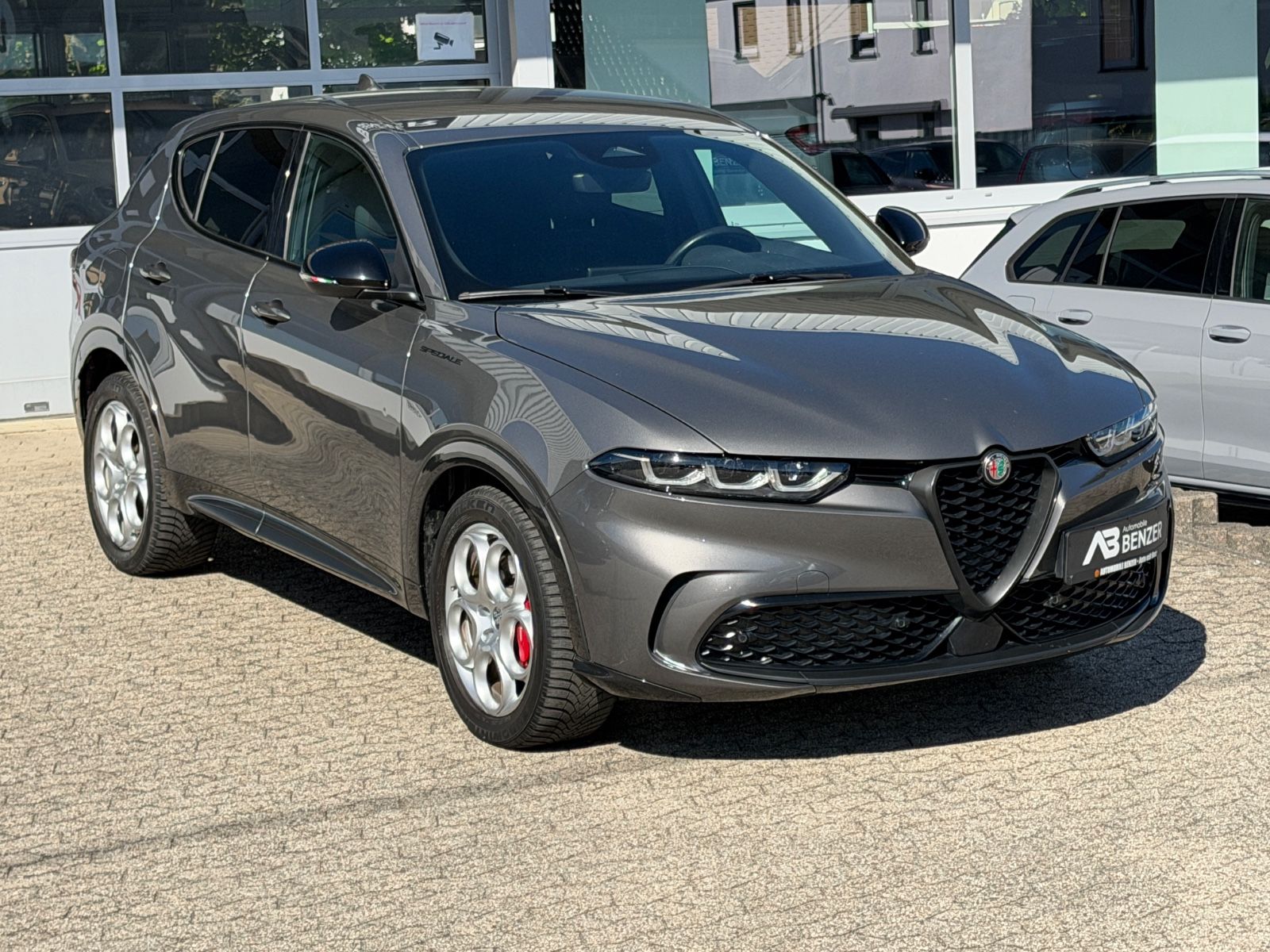 Fahrzeugabbildung Alfa Romeo Tonale Edizione Speciale/DNA/ACC/APPLE-CAR