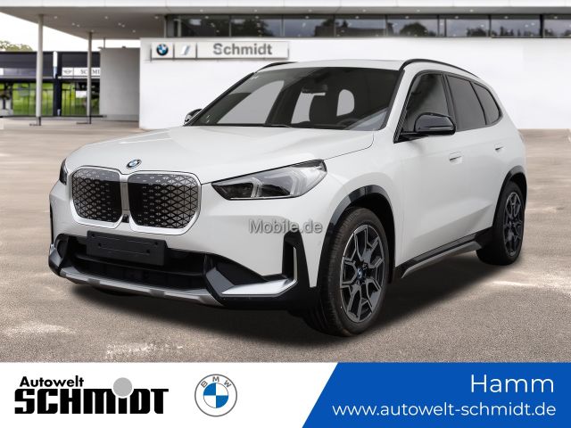 BMW iX1 xDrive30 xLine ELEKTRO  UPE 69.050 EUR