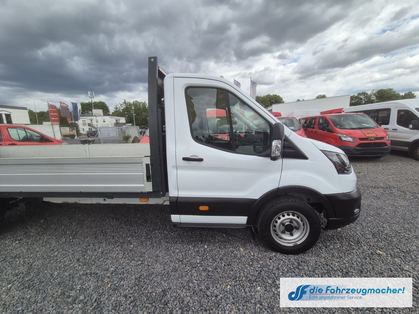 Fahrzeugabbildung Ford Transit Pritsche 350 L5 Überhang Einzelkabine Ba