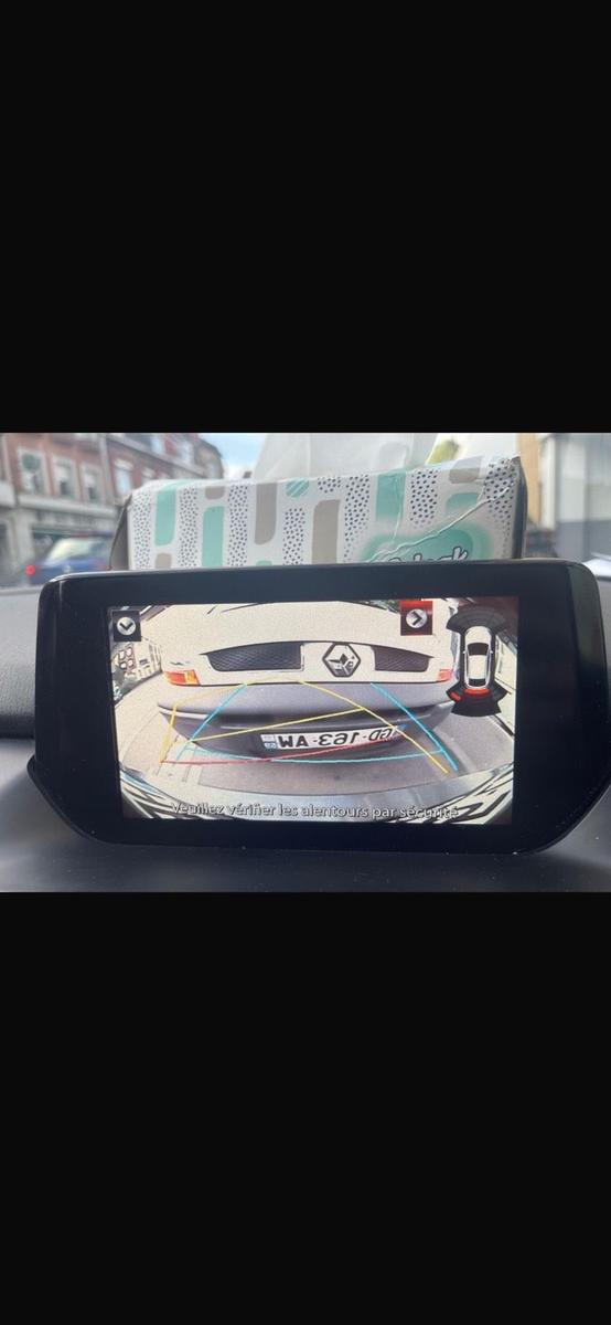 Mazda 2 2015 — photo 8