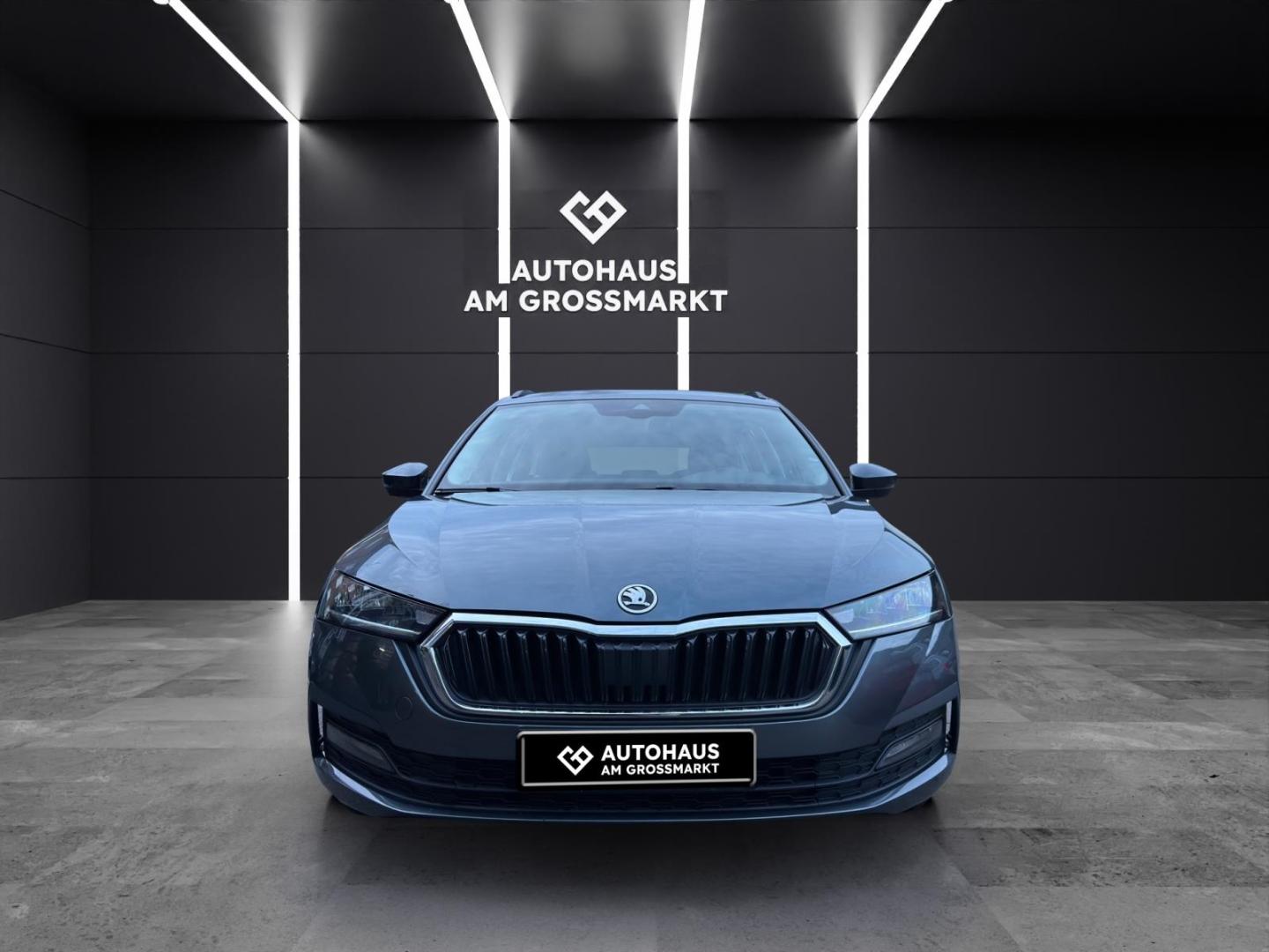 Skoda Octavia Combi Ambition LED PDC Apple CarPlay And