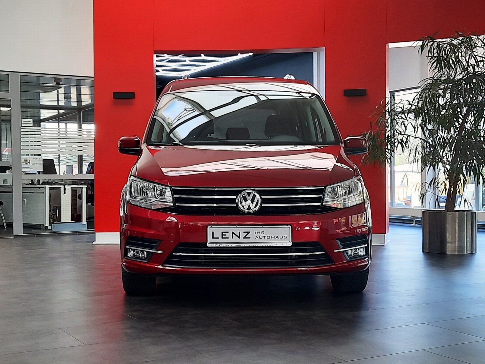 Fahrzeugabbildung Volkswagen Caddy TDI Join *Navi*AHK*Sitzhzg*PDC*Tempomat*