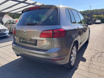 Volkswagen Golf - 5