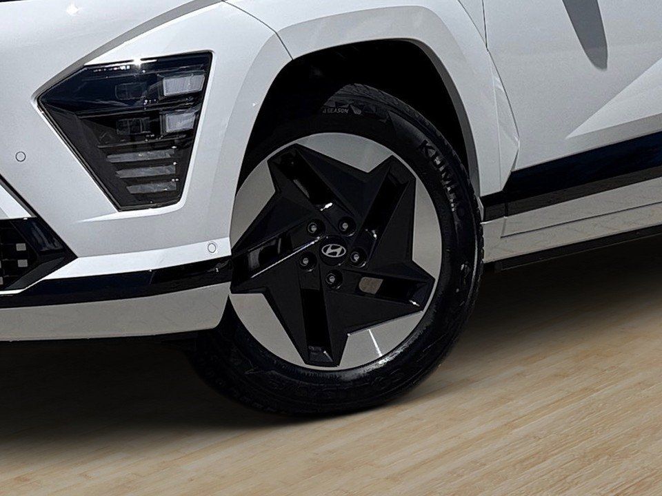 Fahrzeugabbildung Hyundai KONA EV 65kWh TREND SOH99%-AVILOO GARANTIE ASS-P