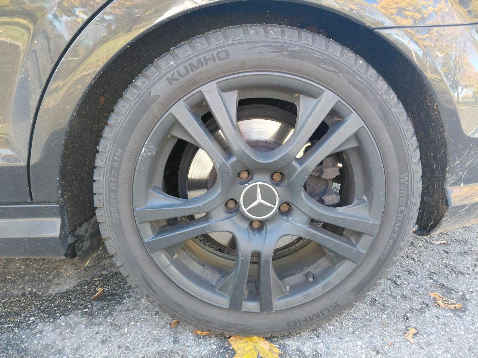 Mercedes-Benz 250 2011 — photo 7