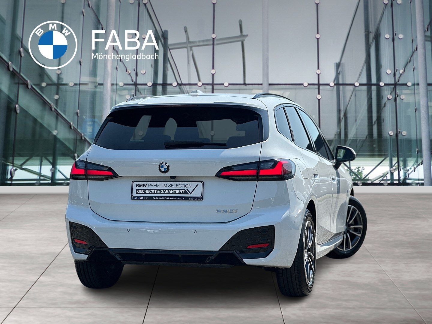 BMW 220 Active Tourer - Bild 2