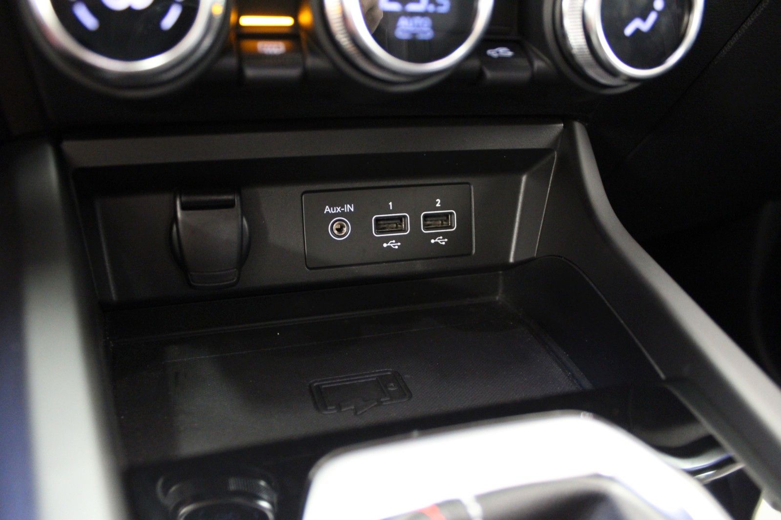 Fahrzeugabbildung Renault Arkana Mild Hybrid 160 EDC R.S. Line*Fast Track*