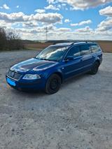 Volkswagen Passat 2.0  - Volkswagen Passat aus 2001: Kombi