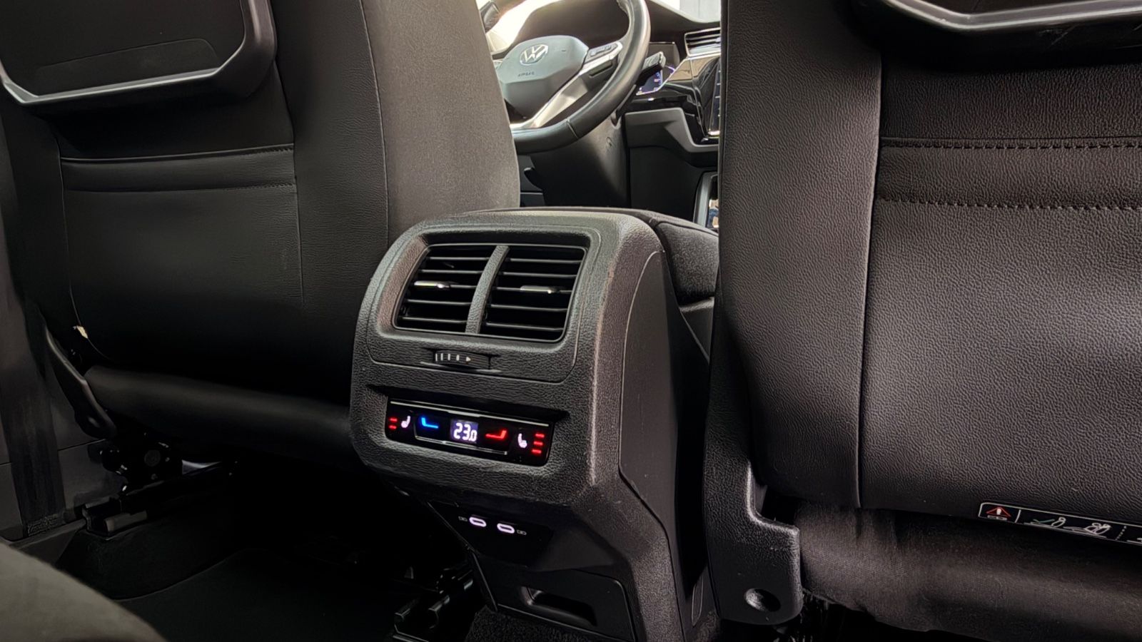 VW Touran Touran Highline TDI AHK|KAMERA|PANO|IQ Light Vorschau 8