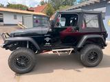 Jeep Wrangler TJ  V8 Umbau -suche CJ V8 Automati - Jeep Wrangler TJ mit Benzin-Antrieb