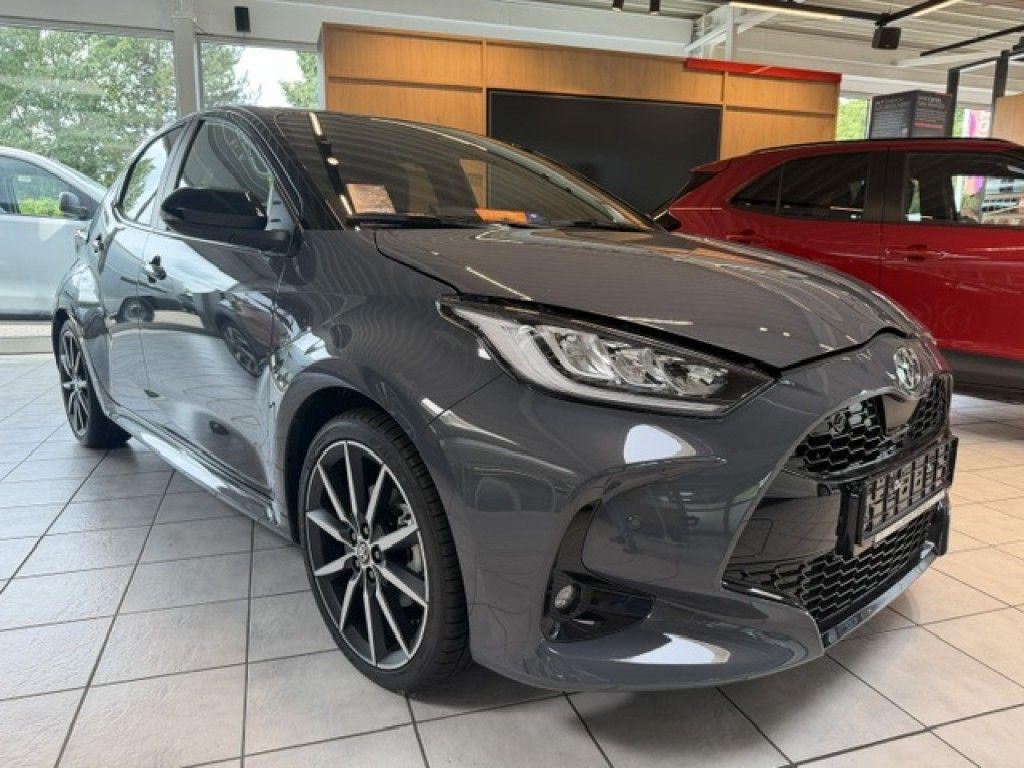 Toyota Yaris Hybrid GR SPORT inkl. Safety Infotainment