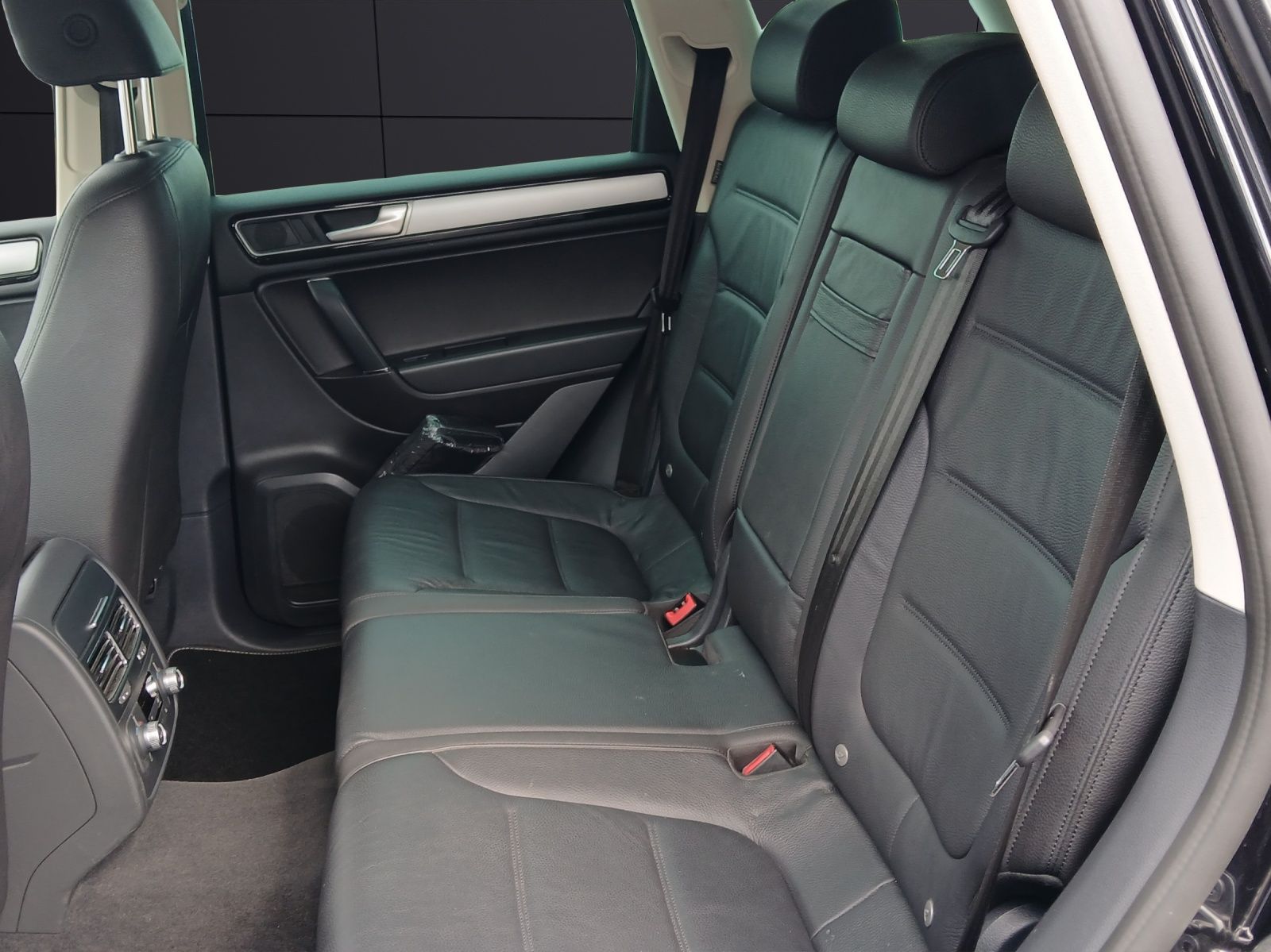 Fahrzeugabbildung Volkswagen Touareg TDI R-Line Terrain Tech 4M Xenon Navi AH