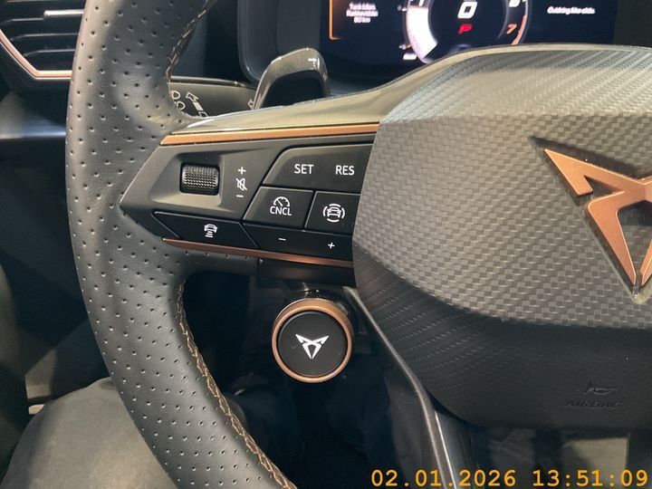 Fahrzeugabbildung CUPRA Formentor eTSI DSG Facelift *Cam*LED*PDC*ACC*App