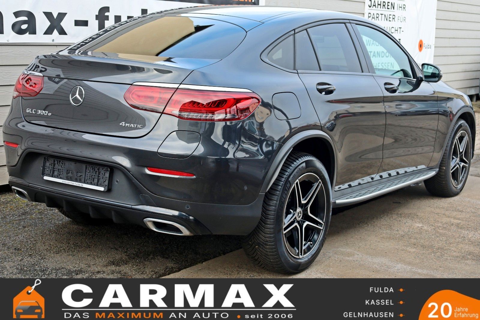 Fahrzeugabbildung Mercedes-Benz GLC 300e 4M Coupe AMG Leder,Navi,LED,360°-Kamera