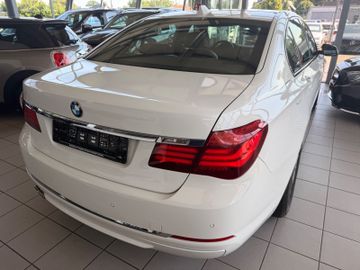 BMW 730 - 6