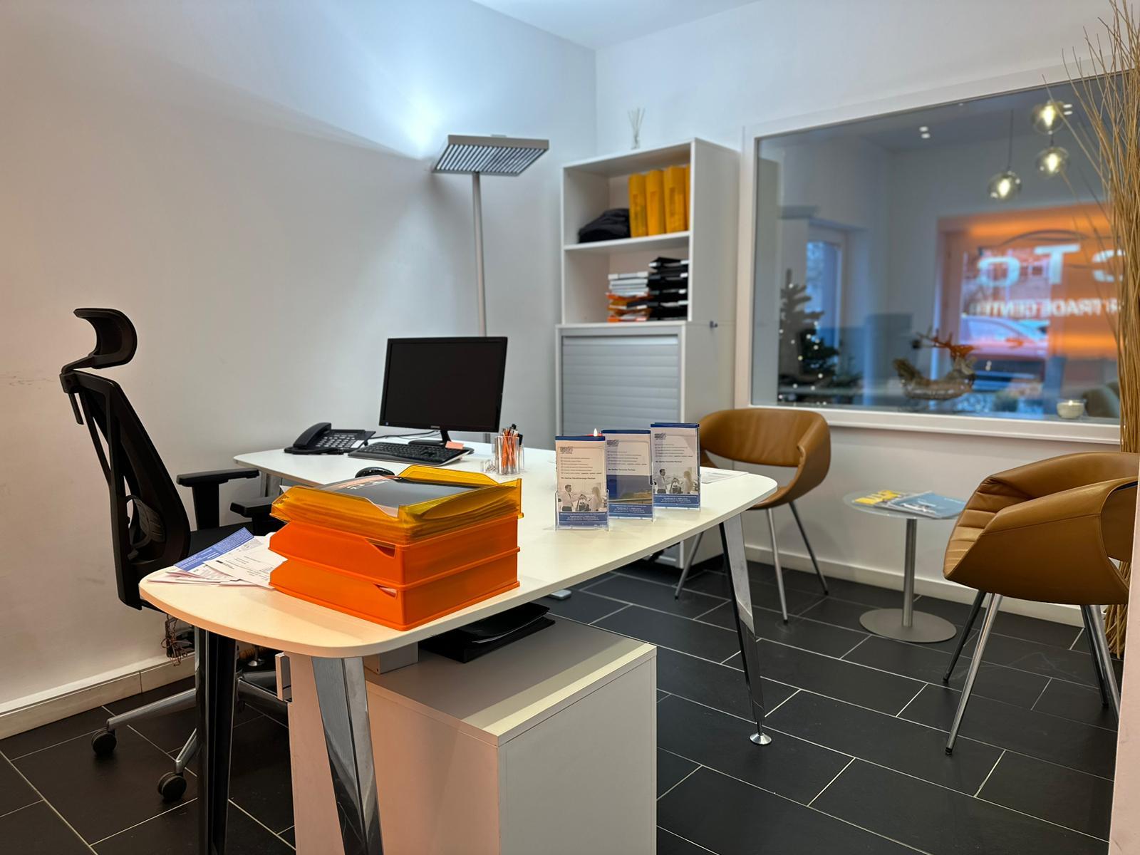 showroom-image-bottom