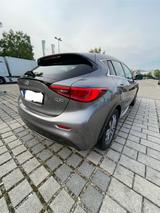 Infiniti Q30 1.5d - - Infiniti Q30 von privat