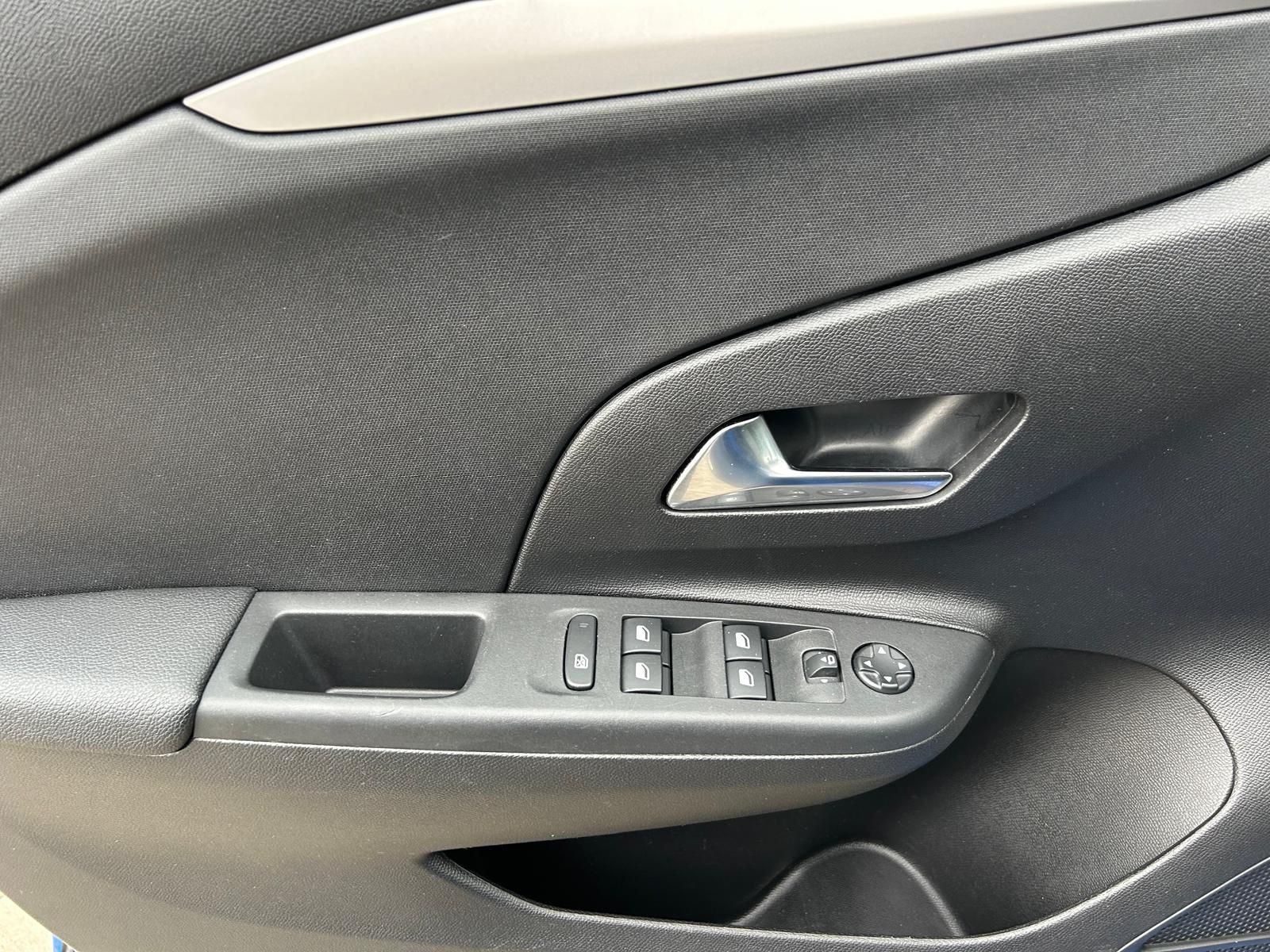 Fahrzeugabbildung Opel Corsa F|LED|Kamera|PDC|SHZ|1. Hand|100 PS