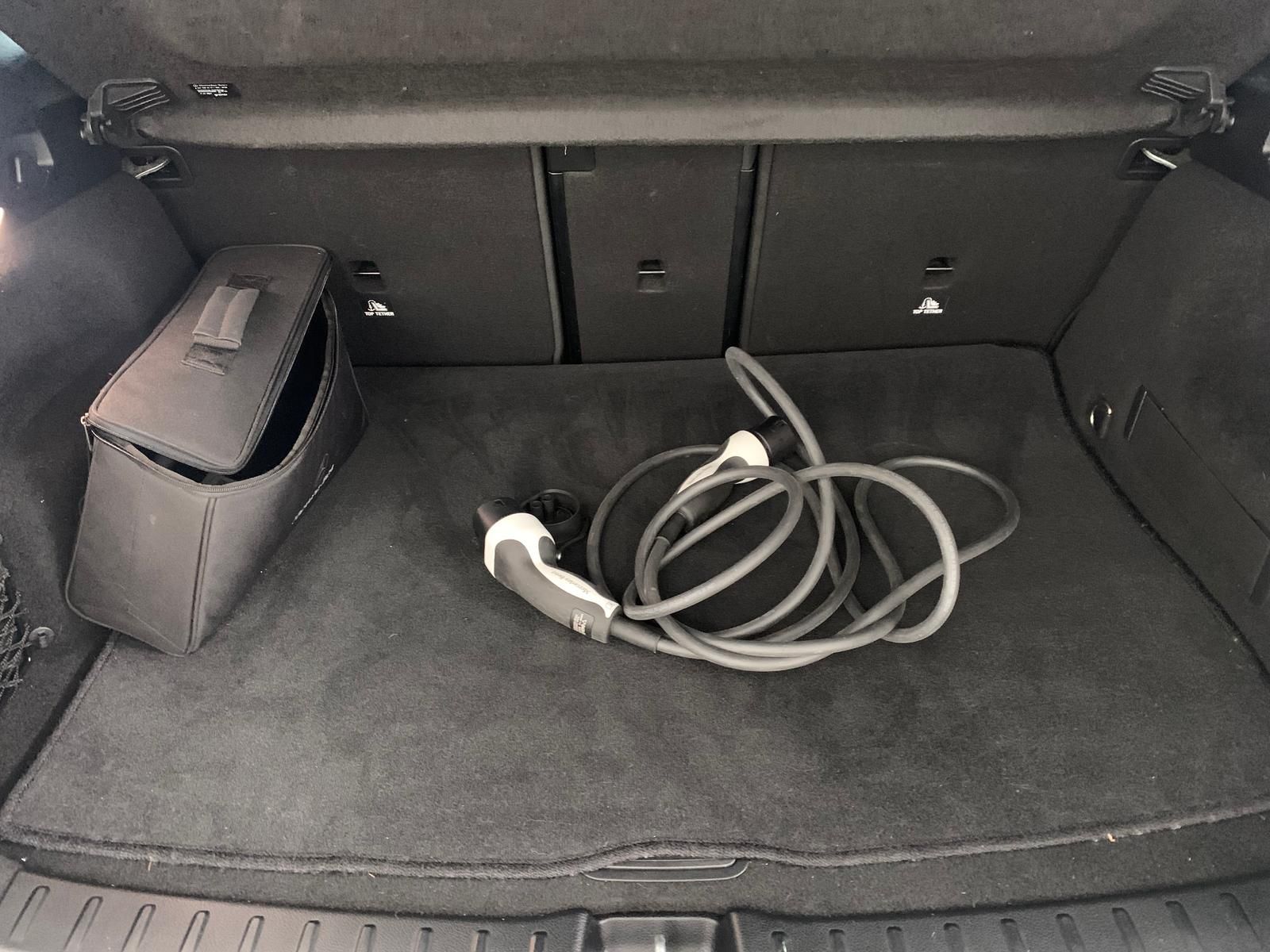 Mercedes-Benz EQA 250 AMG Line|Pano|Keyless|Kamera|MBUX|HP-LED foto 7