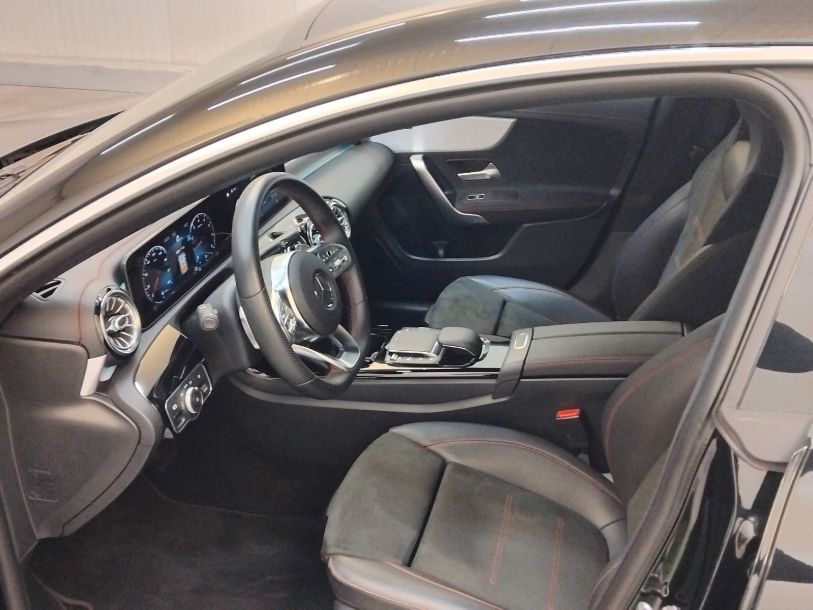 Mercedes-Benz CLA Shooting Brake (06/2026, Benzin)