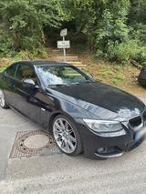 BMW E92 320D M Paket - BMW 320 aus 2010: Coupe, 320d