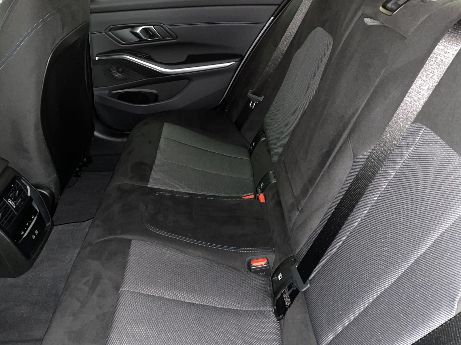 BMW 320 - Bild 13