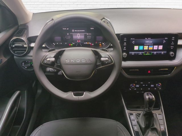 Fahrzeugabbildung SKODA Fabia 1.0 TSI Balance DSG ACC RFK LED