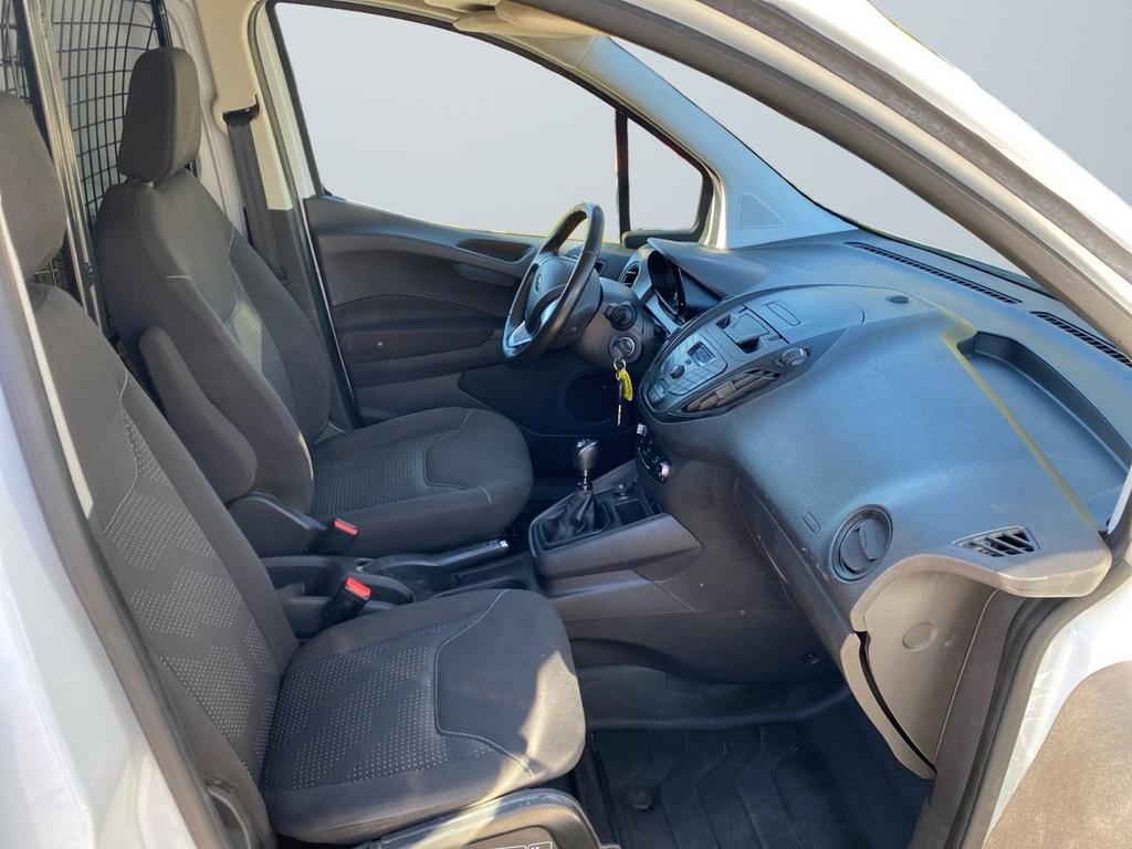 Ford Transit Courier