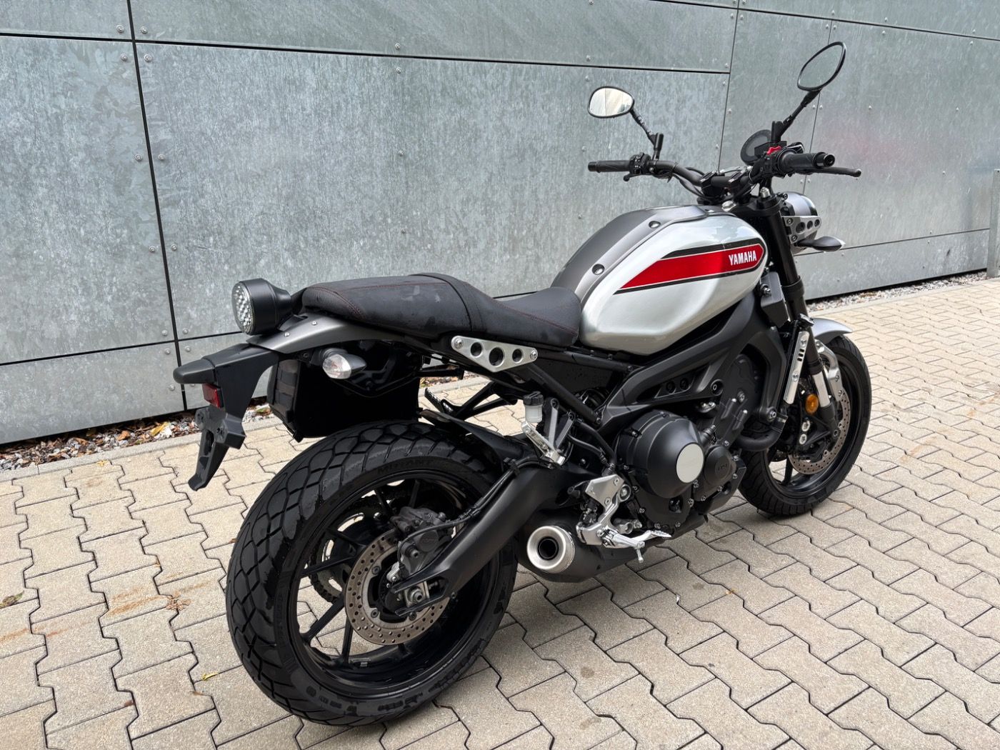Fahrzeugabbildung Yamaha XSR 900