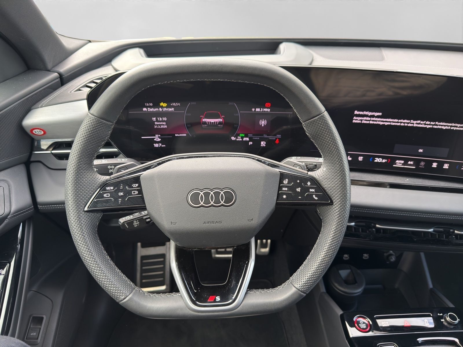 Audi SQ6 e-tron - Bild 10
