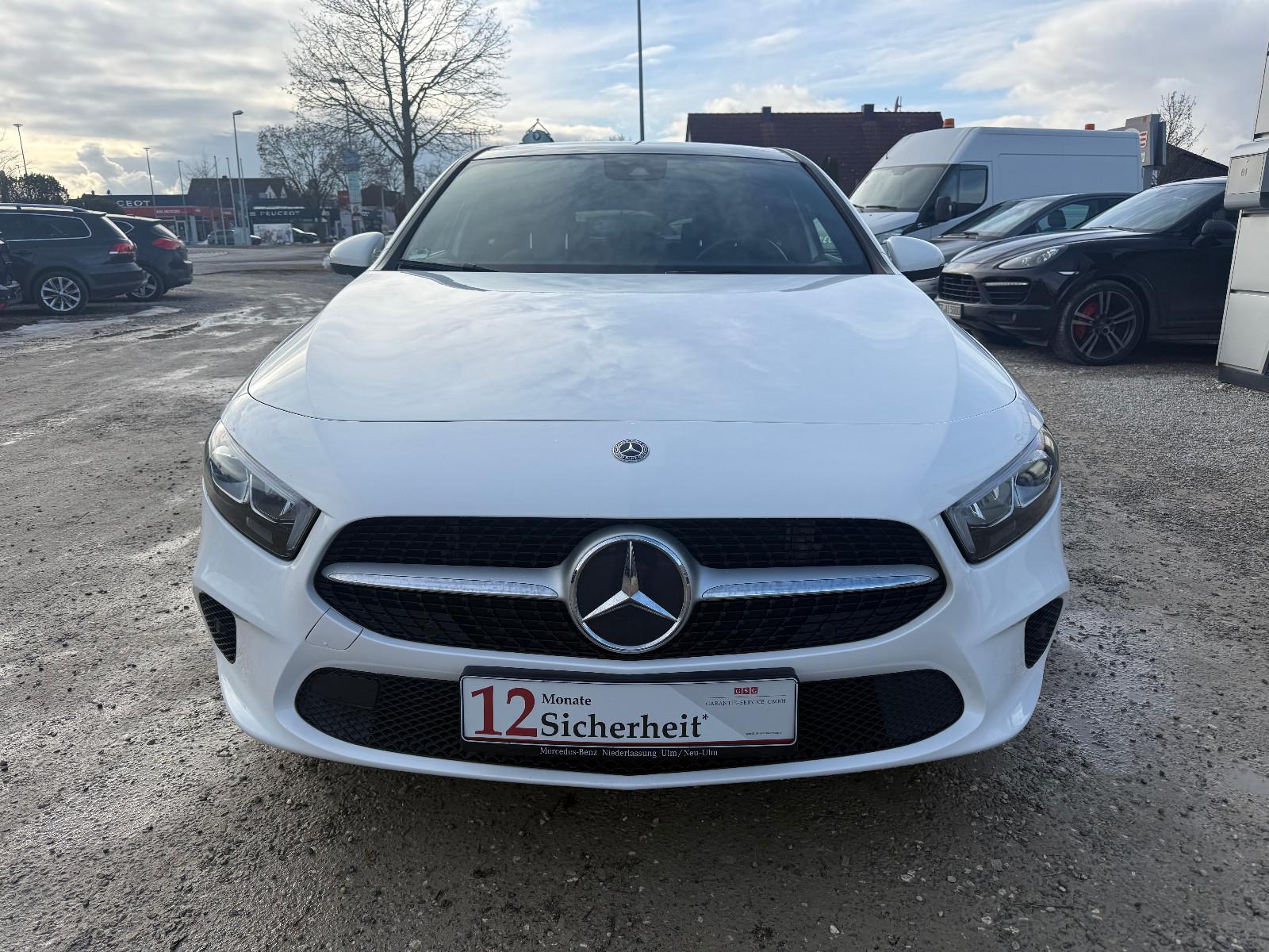 Mercedes-Benz A 200 Progressive Automatik/PANO/NAVI/AHK