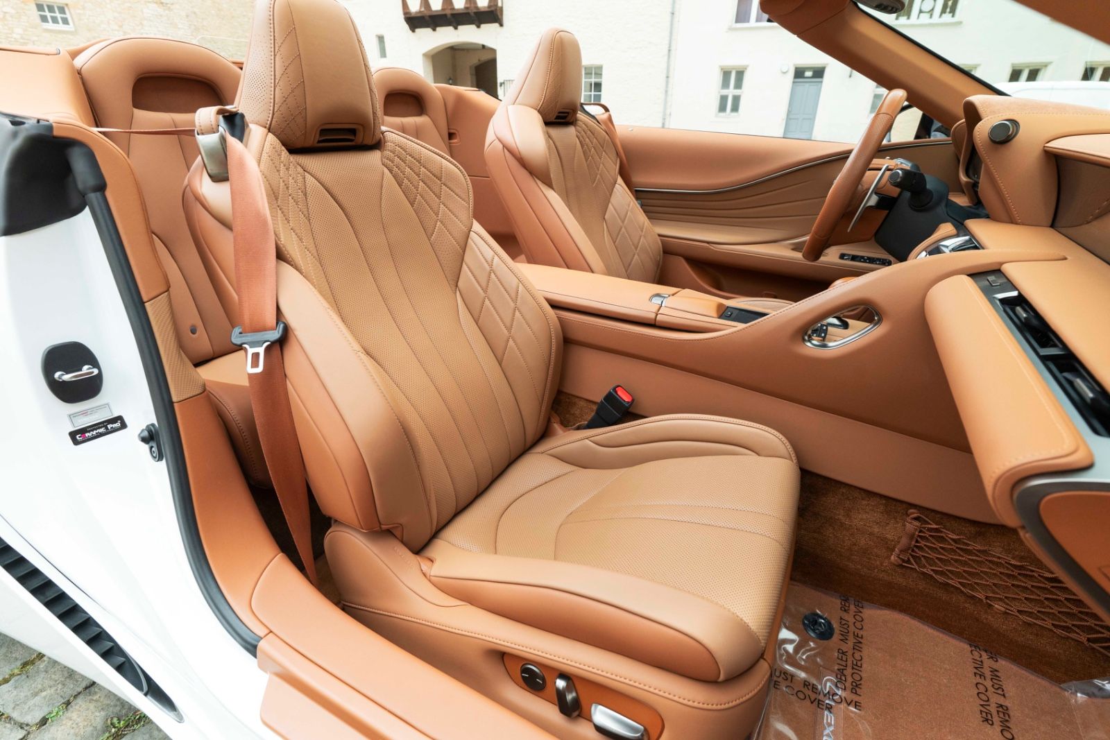 Fahrzeugabbildung Lexus LC 500 Cabrio HUD LED ACC ML TOTW KAM PCS RCTA