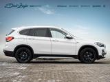 BMW X1 xDrive25e xLine AHK NaviPlus HuD AdLED PANO - BMW X1 xLine mit Hybrid-Antrieb (Benzin/Elektro)
