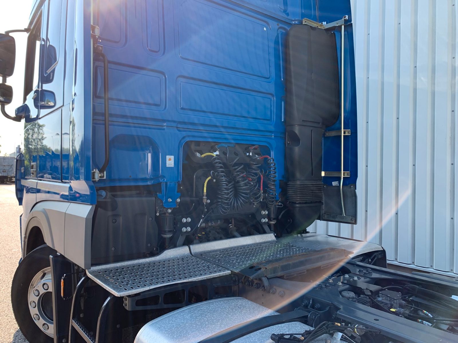 Fahrzeugabbildung DAF FT XF 480 SC LD