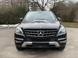 Mercedes-Benz ML 350 BlueTEC 4MATIC Navi Led Bi-Xenon Leader - gebrauchte Mercedes-Benz ML 350 aus dem Jahr 2012