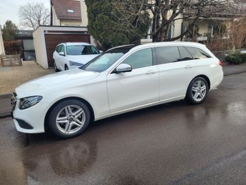 Mercedes E 220 - 4