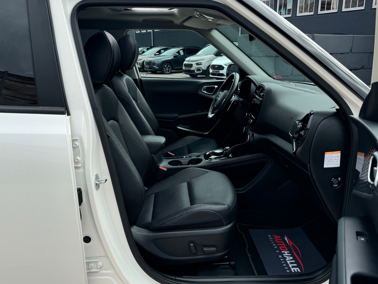 Fahrzeugabbildung Kia e-Soul Spirit Pano CarPlay H&K CAM ACC SHZ SBL