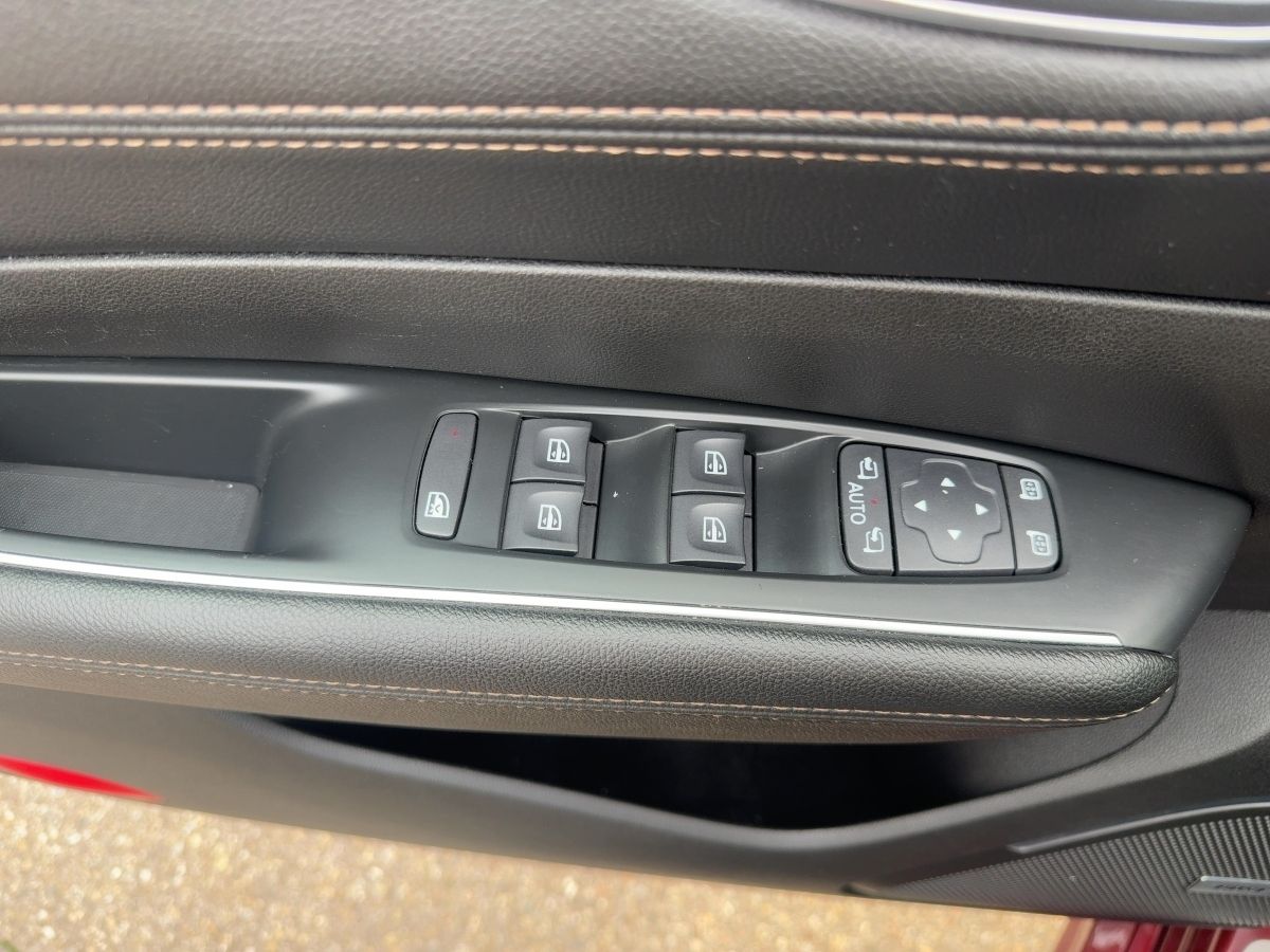 Fahrzeugabbildung Renault Talisman Grandtour TCe 225 EDC Kamera SHZ
