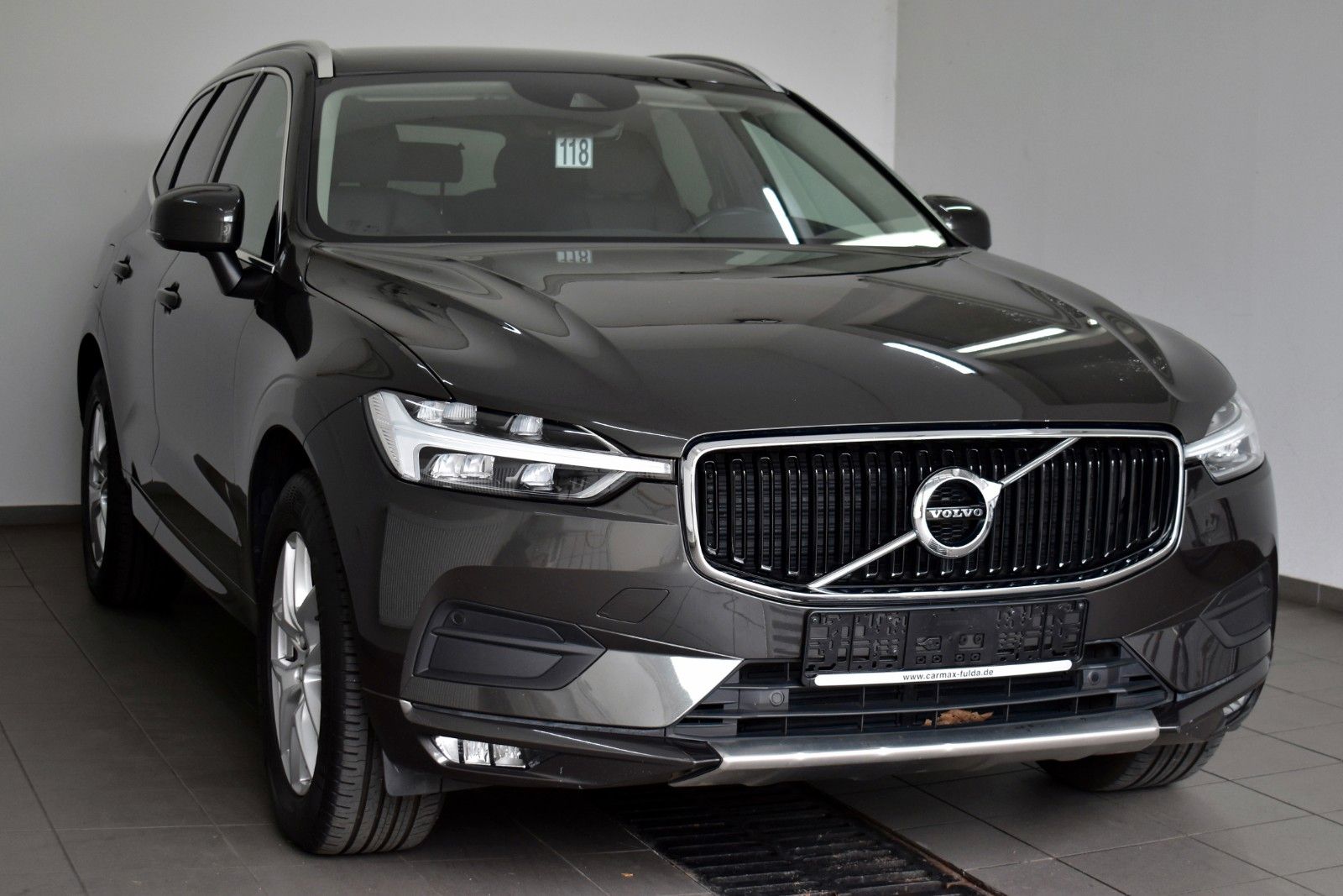 Fahrzeugabbildung Volvo XC60 Momentum Pro,Leder,Navi,LED,SH,Kamera