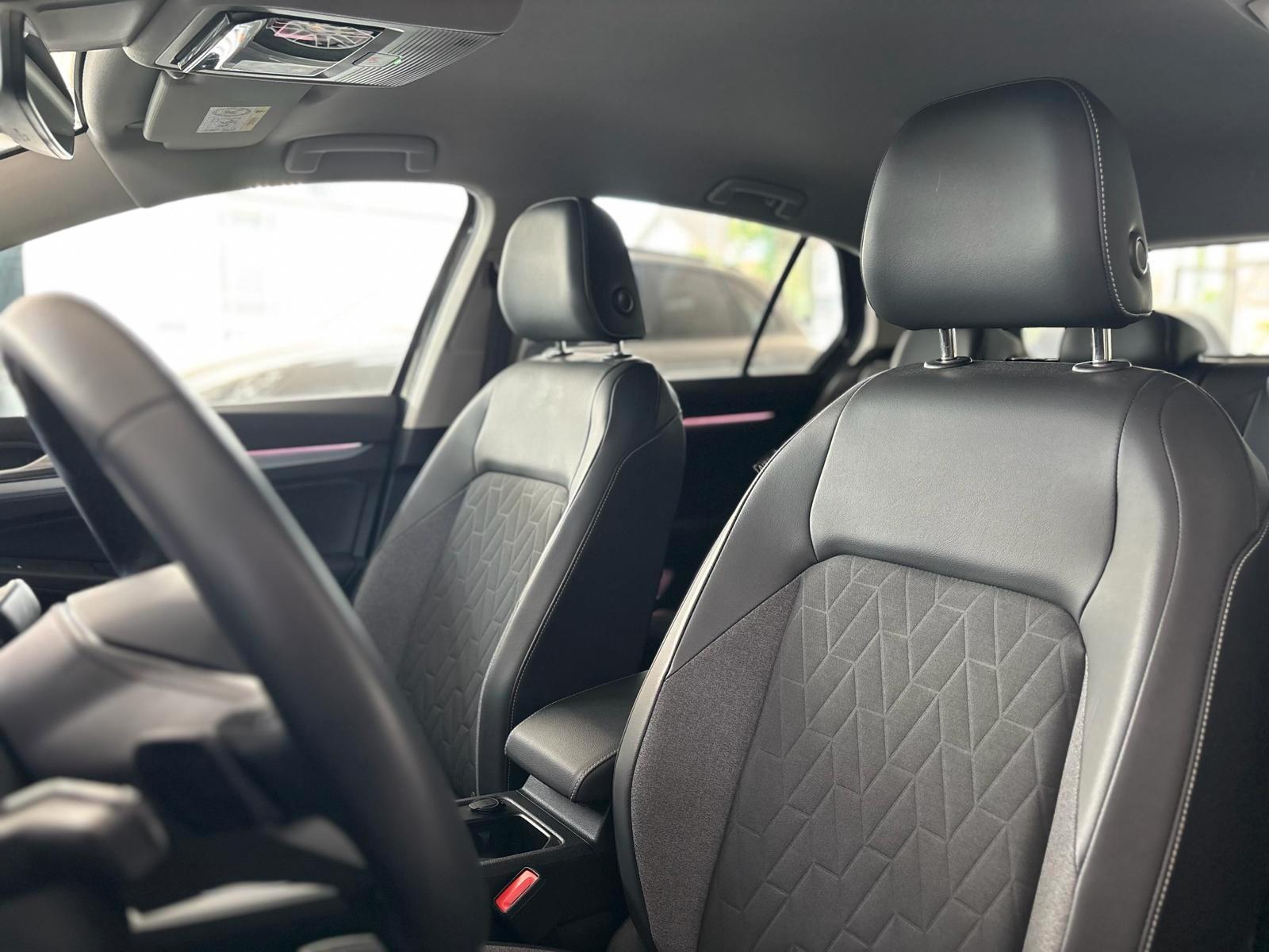 Volkswagen Golf VIII Lim. 1.5 eTSI 1.HAND GOAL NAVI DSG LED, миниатюра 13