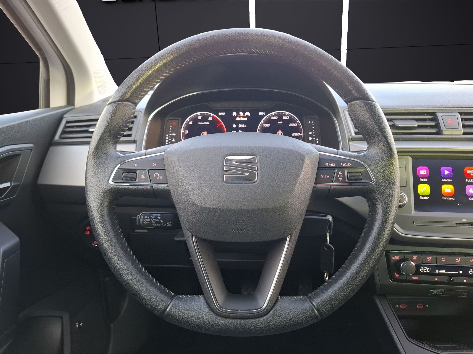 Fahrzeugabbildung SEAT Ibiza TSI Style Beats DSG LED AID ACC RFK SH APP