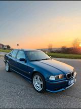 BMW E36 323i Limousine - BMW 323: E36 323i
