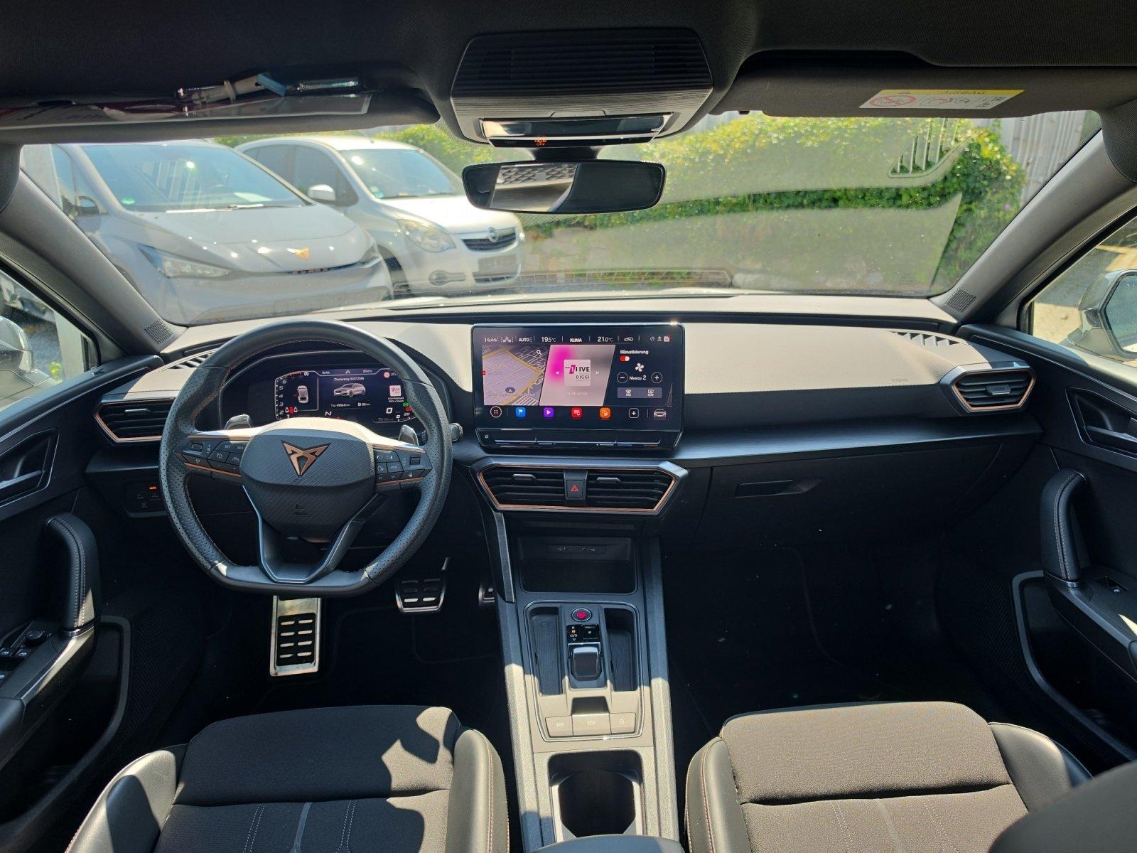 Cupra Leon Sportstourer 2.0 TSI DSG VZ NAVI LED ACC AH