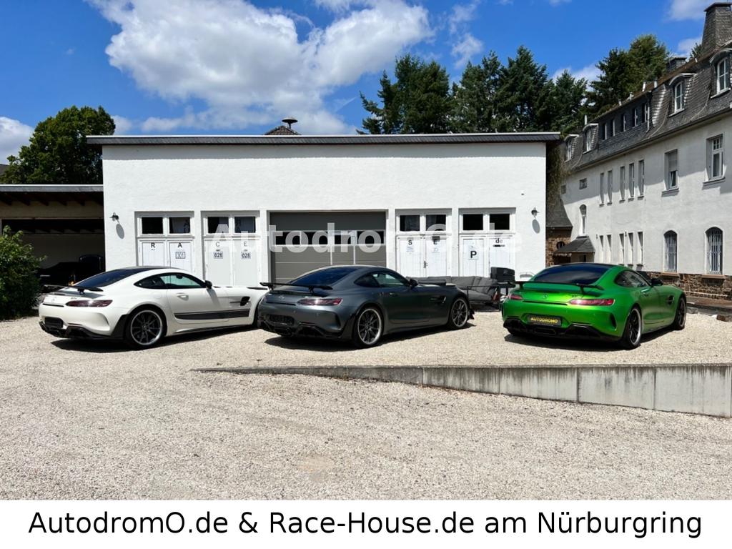 Mercedes-Benz AMG GT R